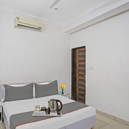 Hotel O Imperial Residency Near Dashrath Puri Metro Station Nové Dillí Exteriér fotografie