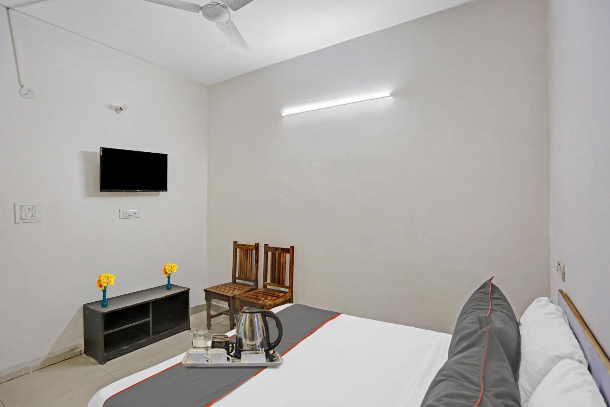 Hotel O Imperial Residency Near Dashrath Puri Metro Station Nové Dillí Exteriér fotografie