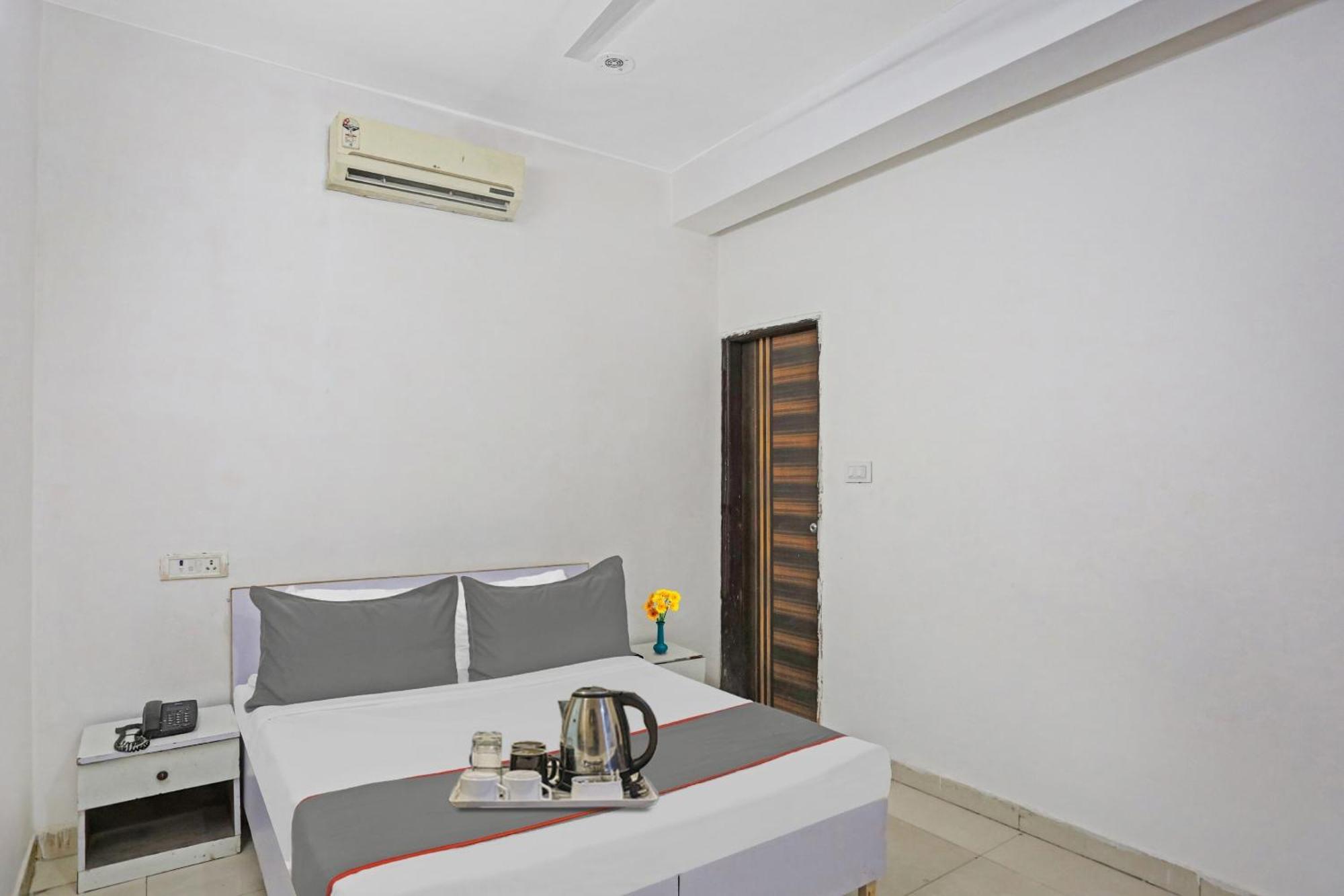 Hotel O Imperial Residency Near Dashrath Puri Metro Station Nové Dillí Exteriér fotografie